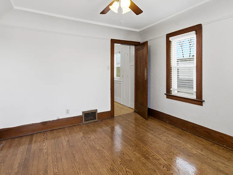 911 W Eula Ct #2 — Photo 10