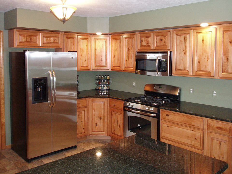 2nd image of 214 Peninsula Dr