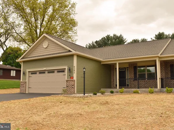 6342 Penn National Dr, Fayetteville, PA 17222