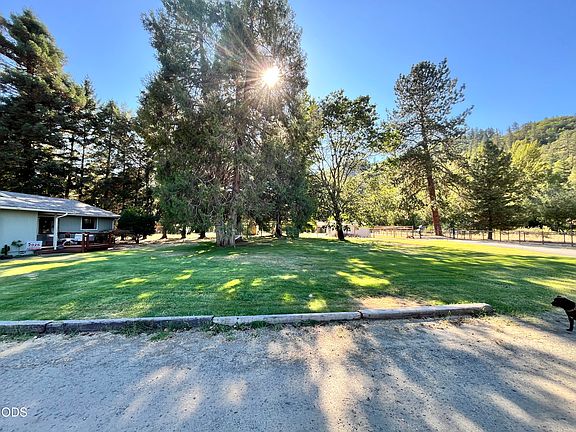 2nd image of 8122 New Hope Rd
