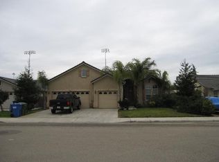 2367 Azalea St, Selma, CA 93662