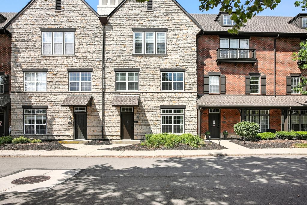 Real estate listing image