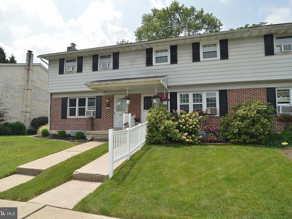 1st image of 134 W Gaul St