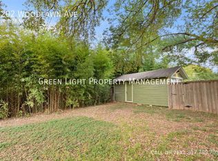 1202 Woodlawn Ave, Dallas, TX 75208