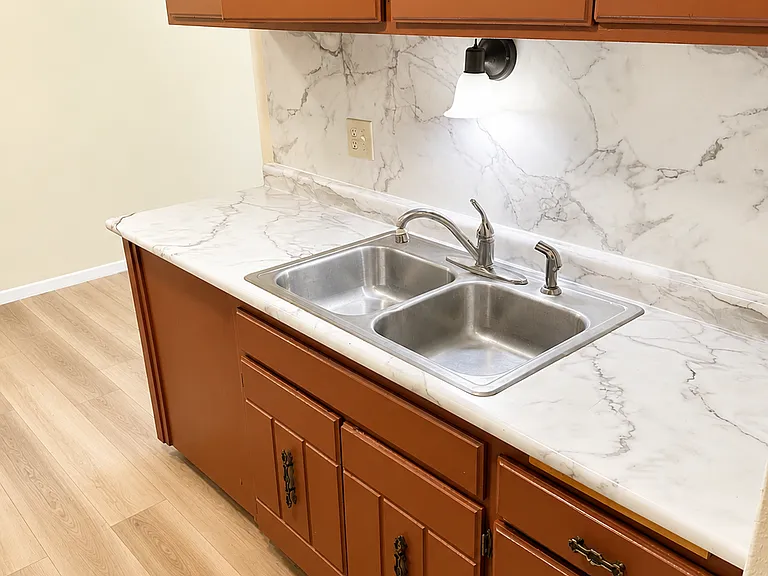 Mechanic Avenue Apartments — Photo 2