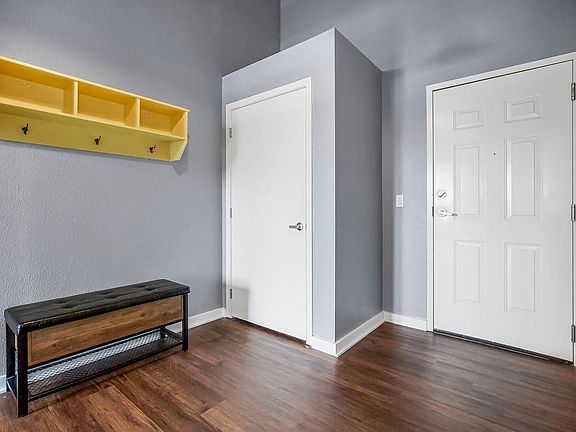 5th image of 1535 Walnut St APT 706