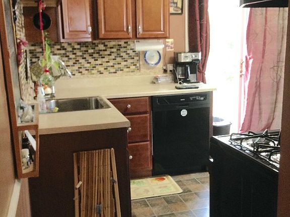 5th image of 26253 Pattow St