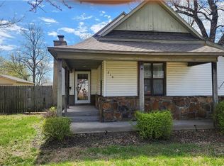 210 E Leighton St, Frontenac, KS 66763