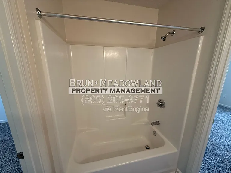 5620 Boxwood Garden Way — Photo 26