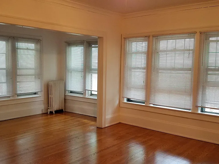 2029 E Park Pl #1 — Photo 2