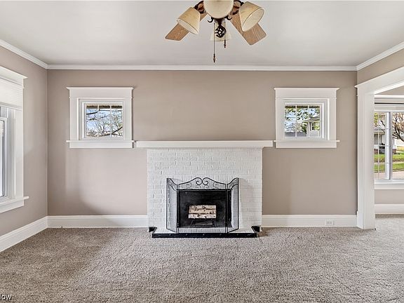 5th image of 1828 Lincoln Way NW