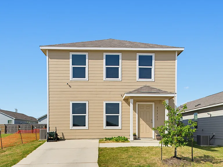 11711 Field Briar — Photo 1