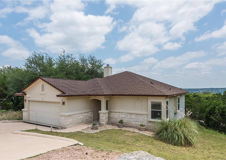 1st image of 301 Buckhorn Dr