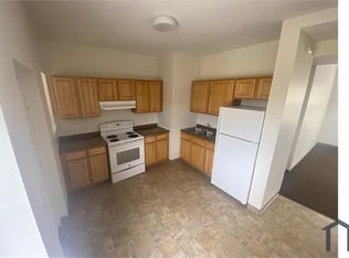 10 S Parkside Ave #3C, Chicago, IL 60644