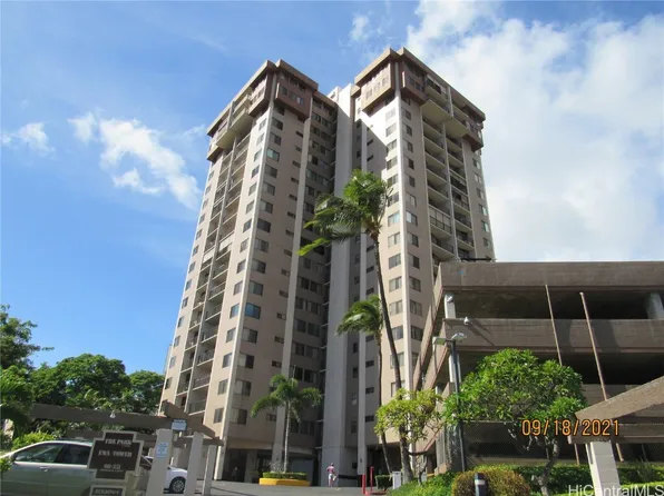 98-351 Koauka Loop APT C1601, Aiea, HI 96701