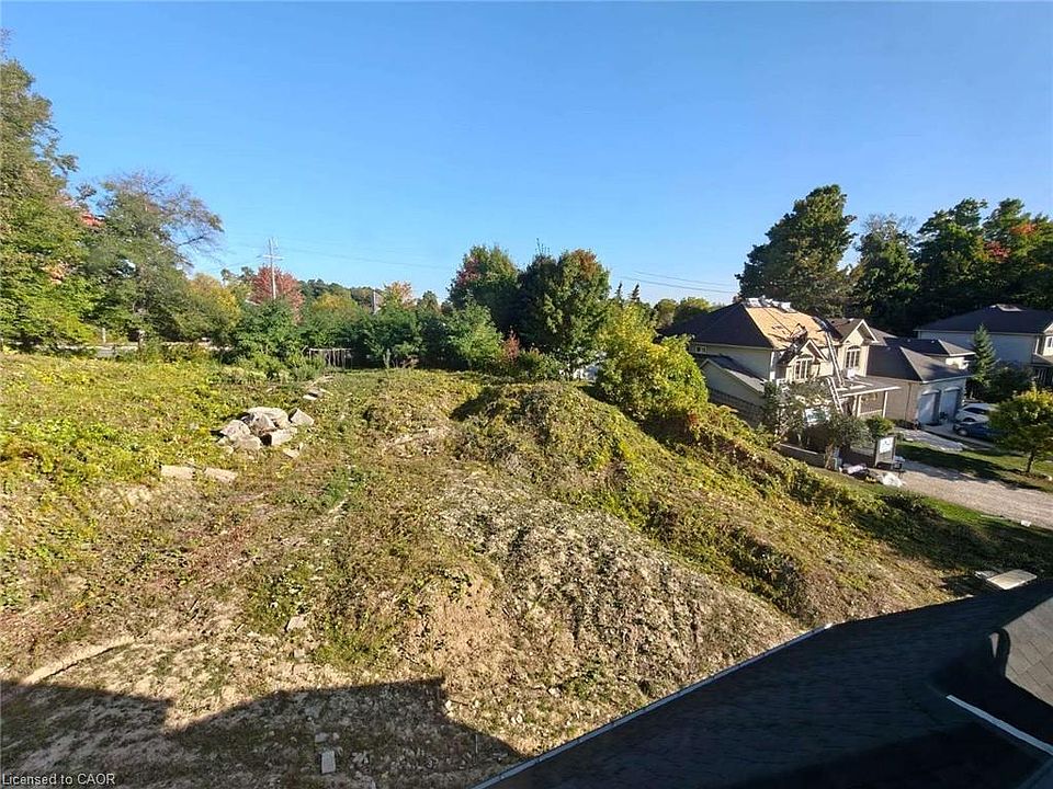 1st image of 526 Heather Hill Pl
