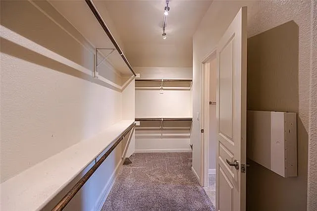 1141 Kingston Ct — Photo 26
