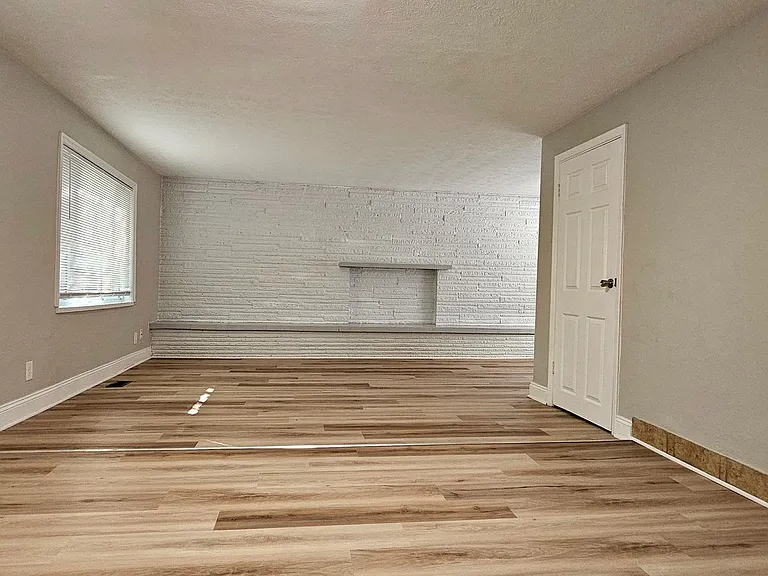 Maples Townhomes — Photo 28