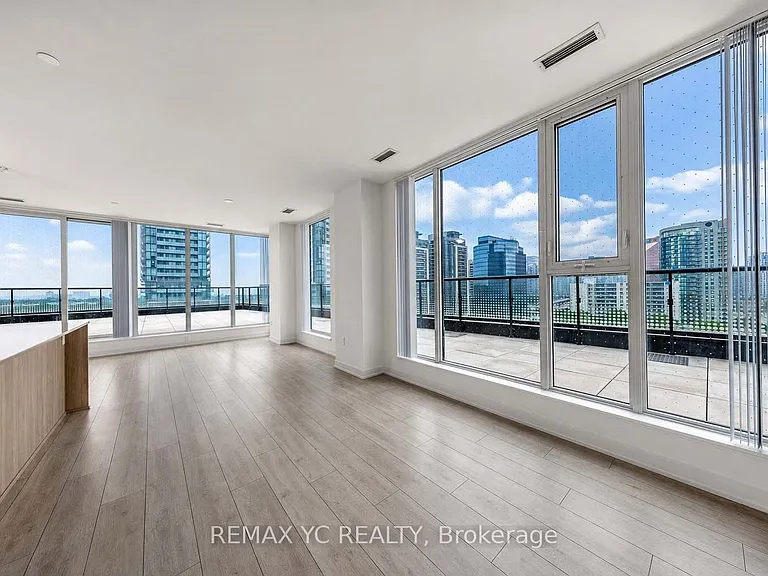 5858 Yonge St #1022 — Photo 15