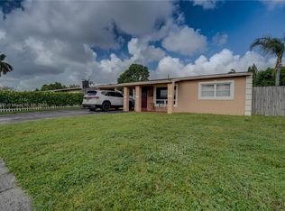 6751 Harding St, Hollywood, FL 33024