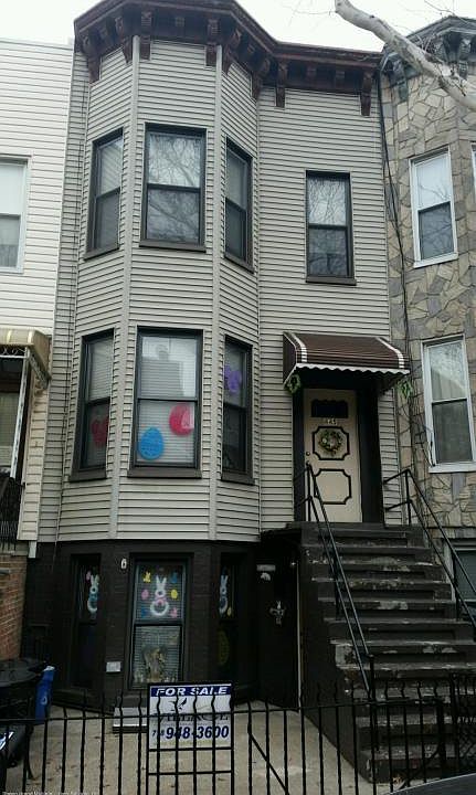 2nd image of 445 36th St