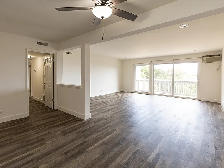 409 Portofino Dr #409 — Photo 6