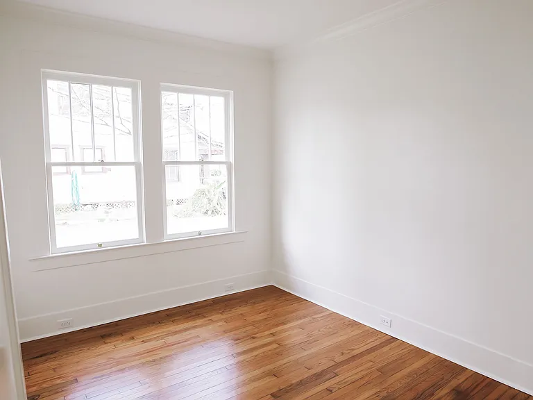 907 Iris St — Photo 19