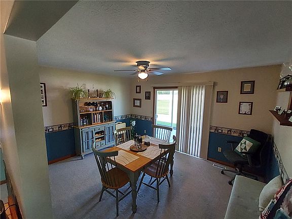 5th image of 646 N Rangeline Rd