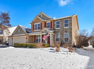 1333 Hall St, Sugar Grove, IL 60554