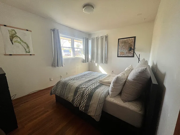 411 N Hillsdale Dr — Photo 15