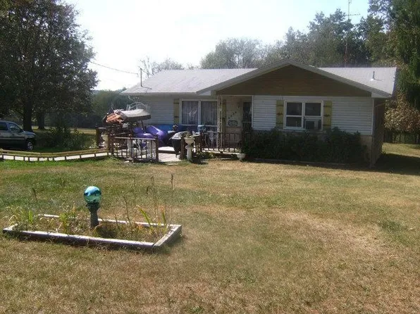 6987 Bye Rd, East Palestine, OH 44413