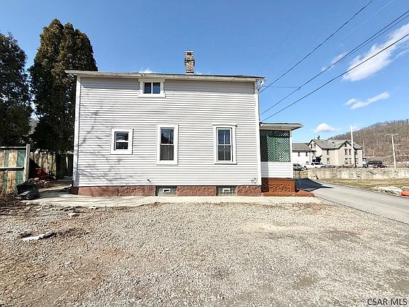 3rd image of 736 Kennedy Ave
