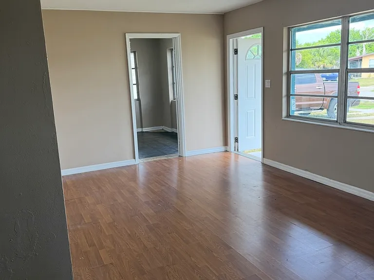 2733 Starlite Ln — Photo 12