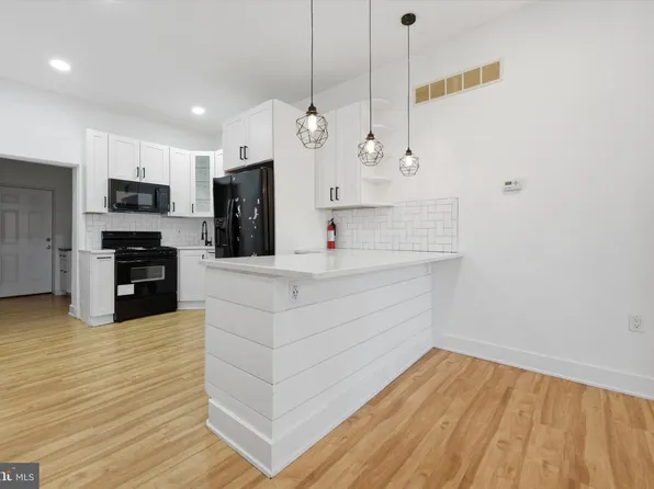 2512 W Sergeant St, Philadelphia, PA 19132