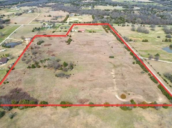 2035 Fm 1566 W, Celeste, TX 75423