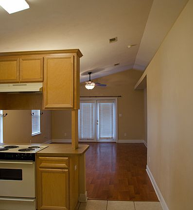 3rd image of 3517 Norcross Ln