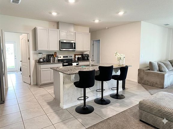 5th image of 2826 WATERLILY WAY