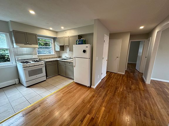 5th image of 314 High Ave APT 2G