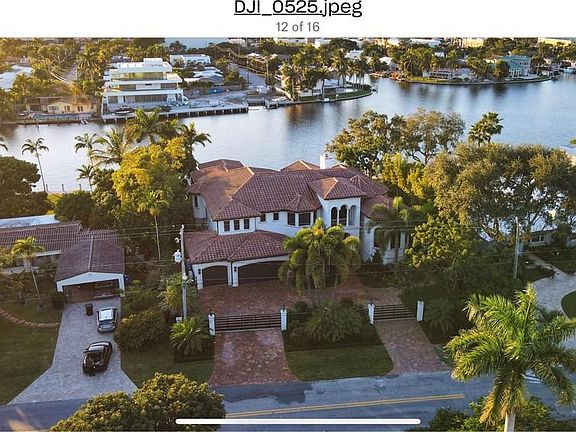 3rd image of 1515 Middle River Drive