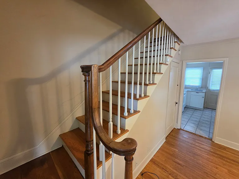107 Virginia St — Photo 8