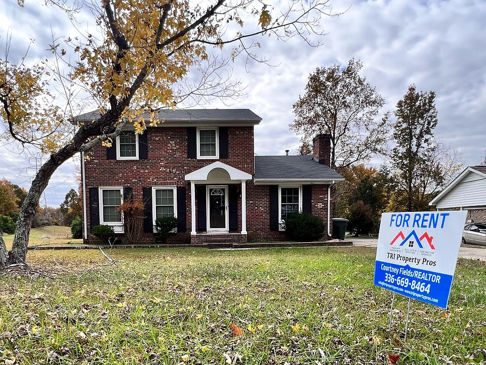 1st image of 310 Woodlake Dr