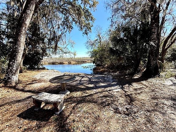 2nd image of 4185 S Spaniel Trl