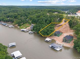 2 Pershing Dr, Camdenton, MO 65020