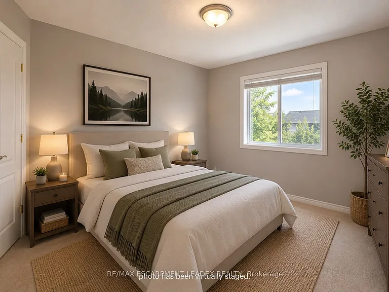 26 Olivia Pl — Photo 23