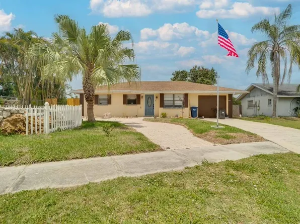 2715 36th Avenue Ter E, Bradenton, FL 34208