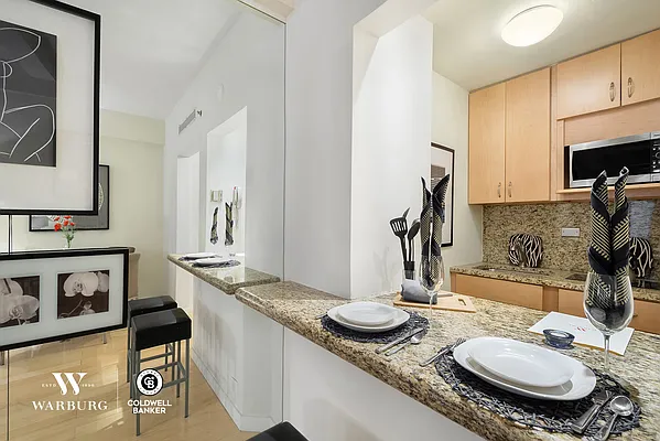 Sold by Coldwell Banker Warburg | media 4