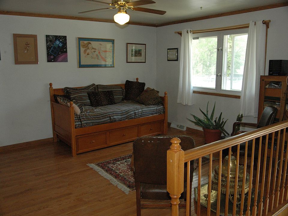 1st image of 1007 Magothy Park Ln