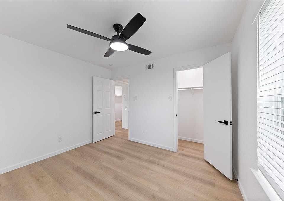 1st image of 815 Lyle West Ave #B