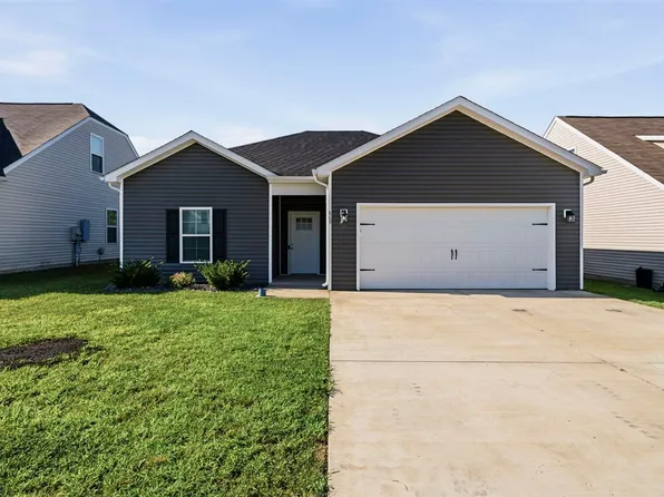 869 McFadin Station St, Bowling Green, KY 42103