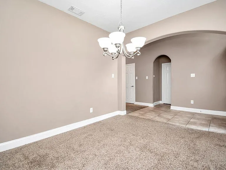 1914 Lenora Ct — Photo 9